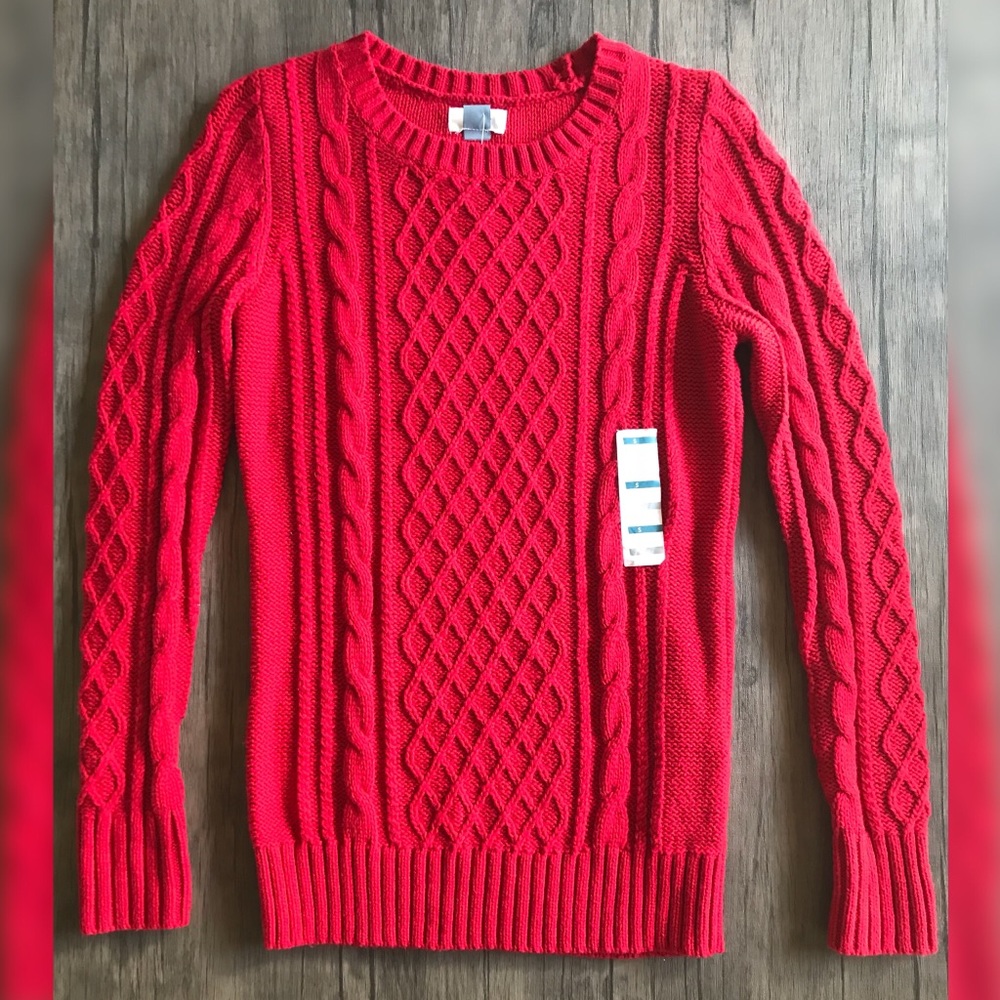 RED KNIT SWEATER